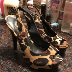 Jessica Simpson animal print sling back heels